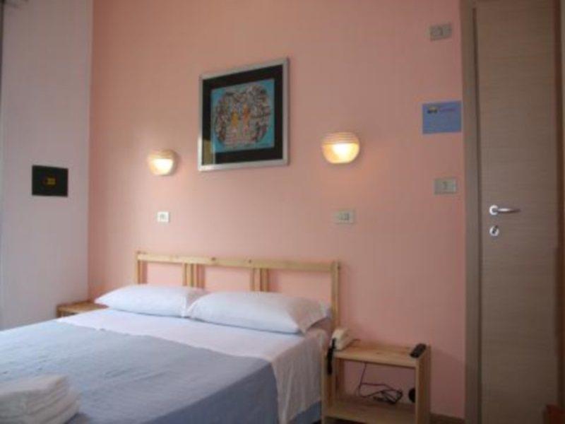 ריצ'יונה Hotel Colombo מראה חיצוני תמונה