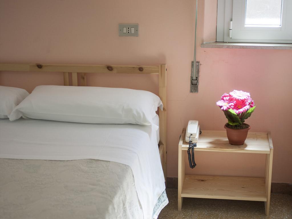ריצ'יונה Hotel Colombo מראה חיצוני תמונה