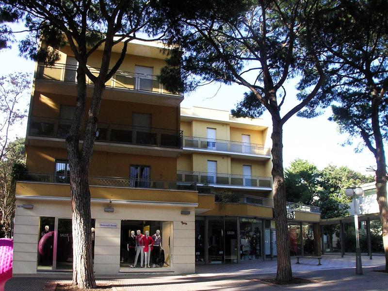 ריצ'יונה Hotel Colombo מראה חיצוני תמונה